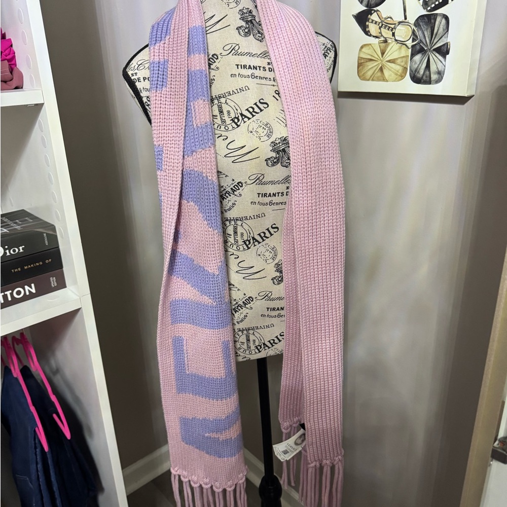 versace scarf - Picture 2 of 3